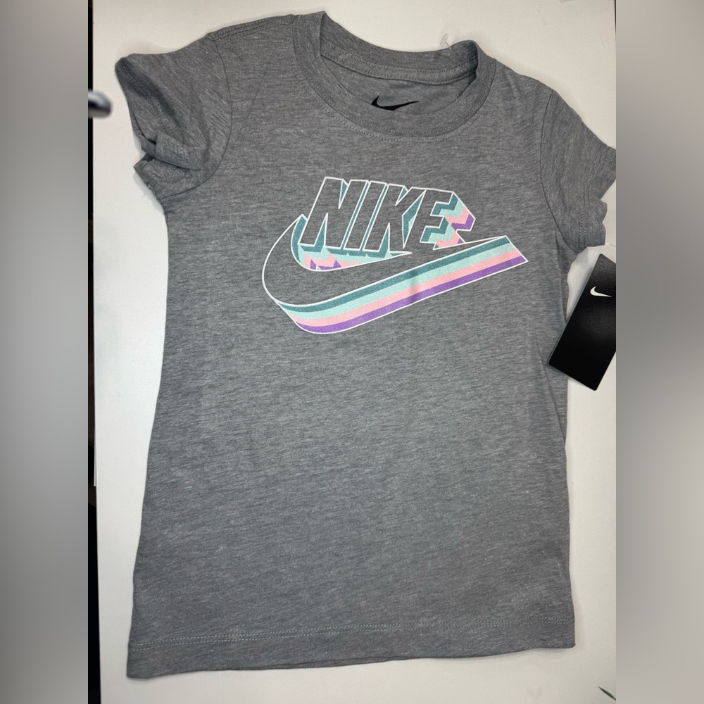 NWT Nike Girl Gray Heather Tee Size 6 - Picture 2 of 6